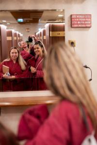 Elamus-Spas-Foto-Jane-Vogt-014-Merje-Miller-Jane-Vogt-ja-Monika-Kuzmina