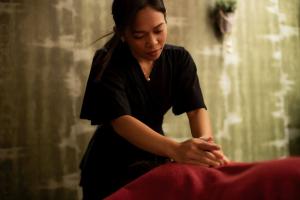 Elamus-Spas-Foto-Jane-Vogt-099-Gilian-Gallo