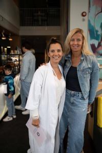 Janika-Koch-Mae-kohtumine-Foto-Jane-Vogt-11-Monika-Kuzmina-ja-Janika-Koch-Mae