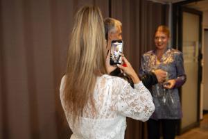 Tiit-Trofimov-Ohtuleht-Puuduta-mind-salvestus-Foto-Jane-Vogt-050-Anu-Saagim-Tiit-Trofimov-ja-Monika-Kuzmina