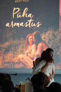 Merit-Raju-raamatu-Puha-armastus-esitlus-Foto-Evelin-Kruus-12-Tauri-Vahesaar-ja-Merit-Raju