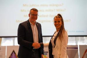 Pealinna-uudiste-votted-Vallo-Arumaega-Foto-GoodNews-Evelin-Kruus-03-Vallo-Arumae-ja-Monika-Kuzmina