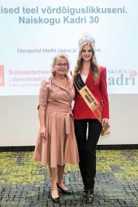 Naiskogu-Kadri-juubelikonverents-Foto-GoodNews-Alice-Martin-11-Brigitta-Liivak-ja-Eve-Kislov