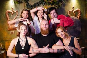 Elamus-Spa-vottepaev-Foto-GoodNews-Evelin-Kruus-180-Karl-Peeter-Kangur-Johanna-Jakobson-Margit-Kurn-Liana-Poldver-Virko-Veskoja-ja-Monika-Kuzmina