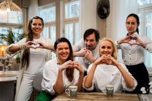 Rikardia-vottepaev-Foto-GoodNews-Evelin-Kruus-107-Helen-Haava-Britta-Burket-Virko-Veskoja-Triinu-Gaver-ja-Moniika-Kuzmina