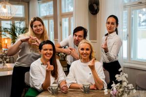 Rikardia-vottepaev-Foto-GoodNews-Evelin-Kruus-109-Helen-Haava-Britta-Burket-Virko-Veskoja-Triinu-Gaver-ja-Evelin-Kruus