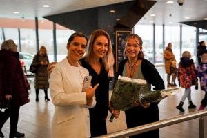 Elamus-Spa-Tallinna-Lennujaamas-Foto-GoodNews-Evelin-Kruus-13-Margit-Kurn-Johanna-Jakobson-ja-Monika-Kuzmina