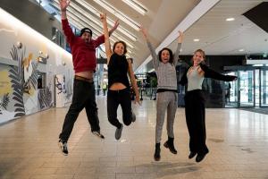 Elamus-Spa-Tallinna-Lennujaamas-Foto-GoodNews-Evelin-Kruus-69-Ashley-Fijma-Gideon-Fijma-Margit-Kurn-ja-Johanna-Jakobson