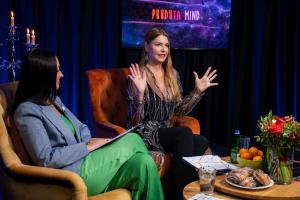 Peep-Vain-Ohtuleht-Puuduta-mind-salvestus-Foto-GoodNews-Inna-Kirillova-28-Anu-Saagim-ja-Maria-Baydar