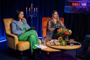 Peep-Vain-Ohtuleht-Puuduta-mind-salvestus-Foto-GoodNews-Inna-Kirillova-49-Anu-Saagim-ja-Maria-Baydar