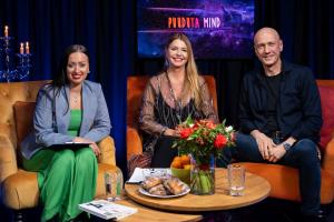 Peep-Vain-Ohtuleht-Puuduta-mind-salvestus-Foto-GoodNews-Inna-Kirillova-68-Peep-Vain-Anu-Saagim-ja-Maria-Baydar