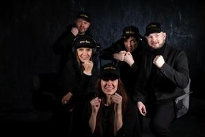 Yakuza-Fight-podcasti-salvestus-Foto-GoodFight-Inna-Kirillova-60-Jakov-Peterson-Marko-Saag-Virko-Veskoja-Triinu-Gaver-ja-Monika-Kuzmina