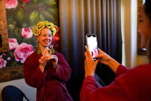 Maiwistiku-tootuba-Elamus-Spas-Foto-GoodNews-Evelin-Kruus-09-Mai-Liis-Kivistik-ja-Monika-Kuzmina