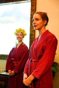 Maiwistiku-tootuba-Elamus-Spas-Foto-GoodNews-Evelin-Kruus-22-Mai-Liis-Kivistik-ja-Margit-Kurn