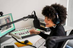 Sissi-Nylia-Benita-ja-Lea-Roy-Elmari-raadios-Foto-GoodNews-Evelin-Kruus-045-Sissi-Nylia-Benita