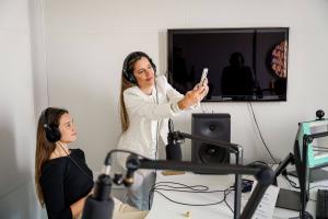 Sissi-Nylia-Benita-ja-Lea-Roy-Elmari-raadios-Foto-GoodNews-Evelin-Kruus-056-Lea-Roy-ja-Monika-Kuzmina