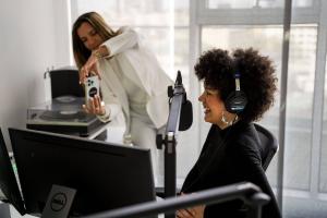 Sissi-Nylia-Benita-ja-Lea-Roy-Elmari-raadios-Foto-GoodNews-Evelin-Kruus-061-Sissi-Nylia-Benita-ja-Monika-Kuzmina