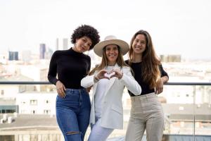 Sissi-Nylia-Benita-ja-Lea-Roy-Elmari-raadios-Foto-GoodNews-Evelin-Kruus-116-Sissi-Nylia-Benita-Lea-Roy-ja-Monika-Kuzmina