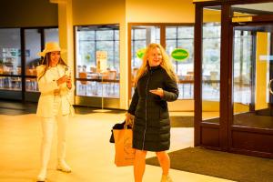 Dea-Oidekivi-Star-FMis-Foto-GoodNews-Evelin-Kruus-002-Dea-Oidekivi-ja-Monika-Kuzmina