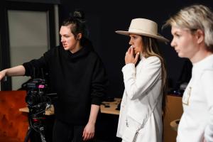 Ohtuleht-Puuduta-mind-saate-salvestus-Foto-GoodNews-Evelin-Kruus-018-Monika-Kuzmina-ja-Veronika-Tigasoo