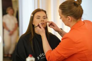 GoodNews-tiimiliikmete-pildistamine-Foto-GoodNews-Evelin-Kruus-17-Onnela-Seinamets-ja-Maie-Jaomaa