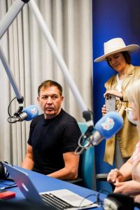 Urmas-Soorumaa-Sky-Plus-Hommikuprogrammis-Foto-GoodNews-Evelin-Kruus-020-Urmas-Soorumaa-ja-Monika-Kuzmina