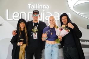 Sigrid-Kapanen-ja-Ringo-Tipp-Tallinna-Lennujaamas-Foto-GoodFight-Evelin-Kruus-06