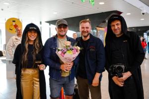 Sigrid-Kapanen-ja-Ringo-Tipp-Tallinna-Lennujaamas-Foto-GoodFight-Evelin-Kruus-07