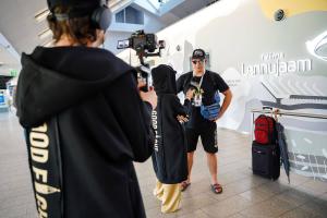 Sigrid-Kapanen-ja-Ringo-Tipp-Tallinna-Lennujaamas-Foto-GoodFight-Evelin-Kruus-10