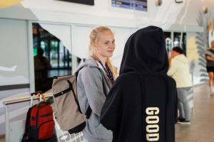 Sigrid-Kapanen-ja-Ringo-Tipp-Tallinna-Lennujaamas-Foto-GoodFight-Evelin-Kruus-55-Sigrid-Kapanen-ja-Monika-Kuzmina