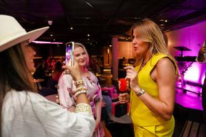 Buduaari-suve-lopupidu-Foto-GoodNews-Evelin-Kruus-025-Monika-Kuzmina-Dea-Oidekivi-Reet-Harmat