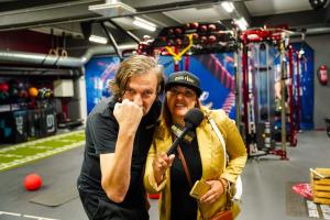 Kaido-Leesmann-trenn-voitlussportlastega-Foto-GoodFight-Evelin-Kruus-002-Virko-Veskoja-Liina-Kumm