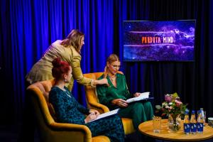 Puuduta-mind-saate-salvestus-Foto-GoodNews-Evelin-Kruus-016-Maria-Baydar-Liina-Kumm-Anu-Saagim