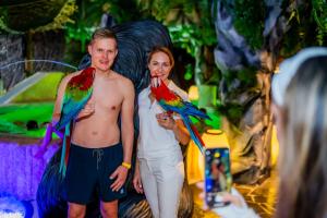 Lastehommik-Elamus-Spas-Foto-Karen-Harms-030-Ott-Tanak-Margit-Kurn