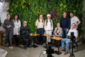 Aljona-Shmeljova-Joanna-Koovit-Neeme-Raud-Merle-Kelder-Monika-Kuzmina-Anne-Kleinberg-Viljar-Veede-Caius-Wimberg-Virko-Veskoja-Foto-Sven-Tupits-2