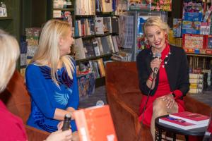 Raamatute-esitlus-Foto-Sven-Tupits-027-Evelin-Org-Olesija-Saue