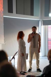 Merit-Raju-raamatu-Puha-armastus-esitlus-Foto-Evelin-Kruus-025-Merit-Raju-ja-Tauri-Vahesaar